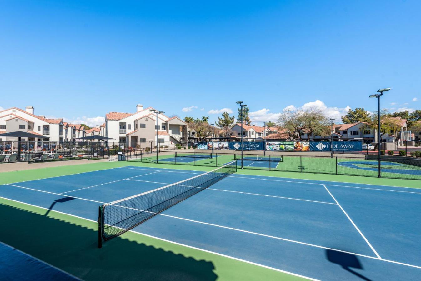 Charming 2br-pool, Yoga Rm, Gym, Cabanas, Bbqprkng Apartment
